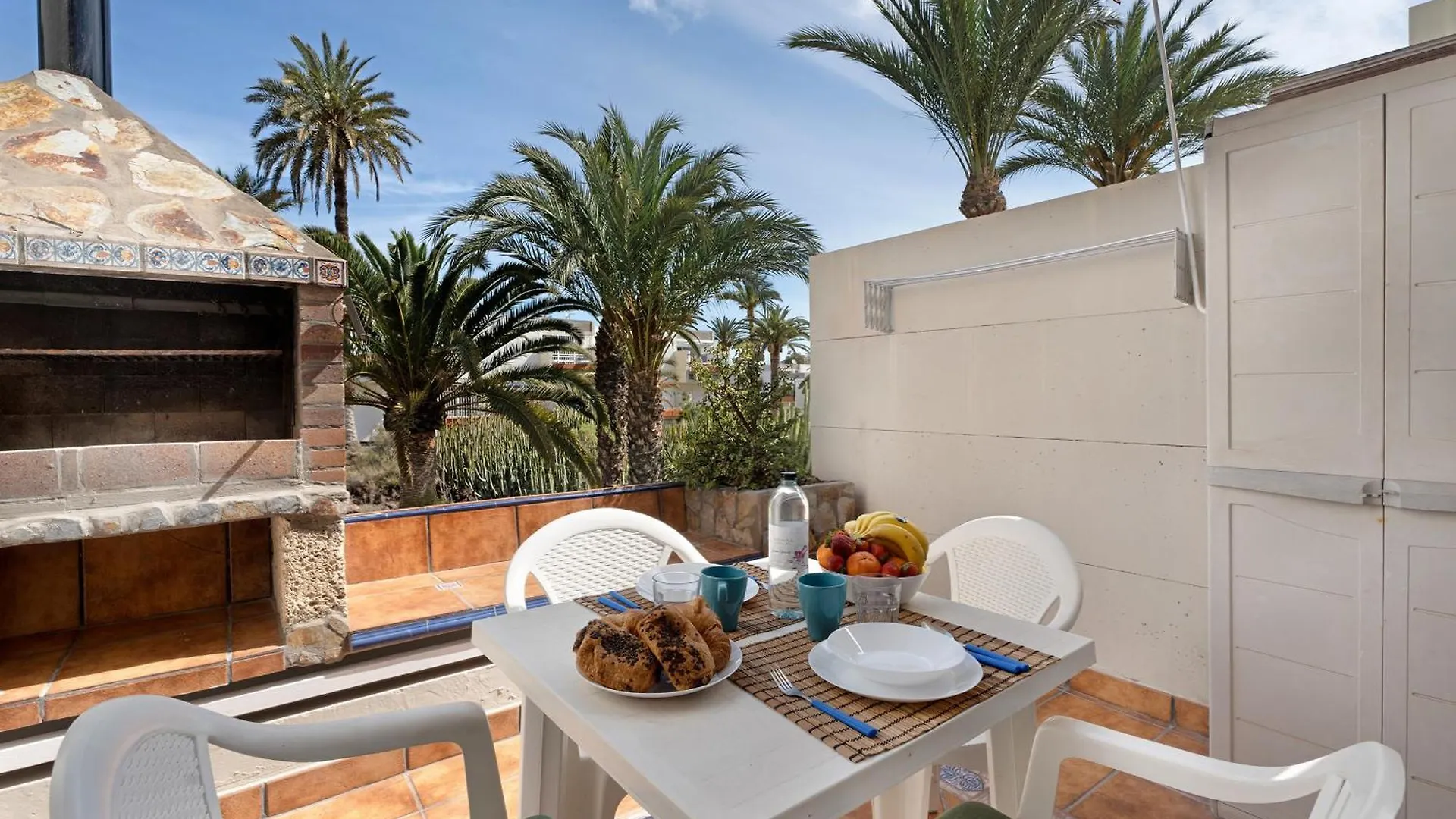 Aaron Beautifull House Apartment Arona